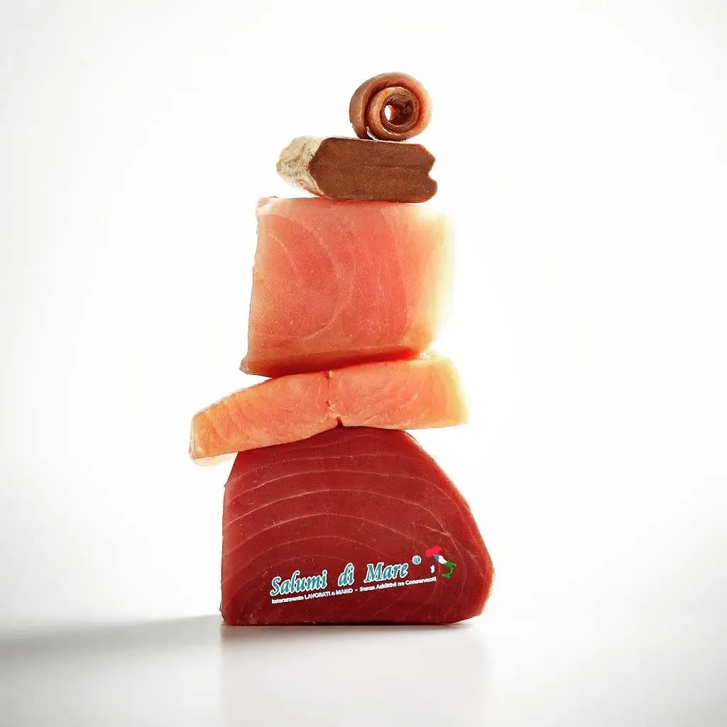 Salumi di Mare — composition artisanale de produits de charcuterie de poisson empilés